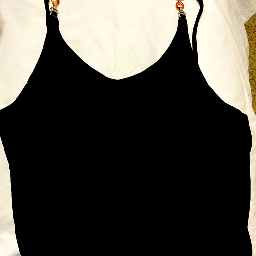 3 for $20 🙀😃👀Cassie line size medium